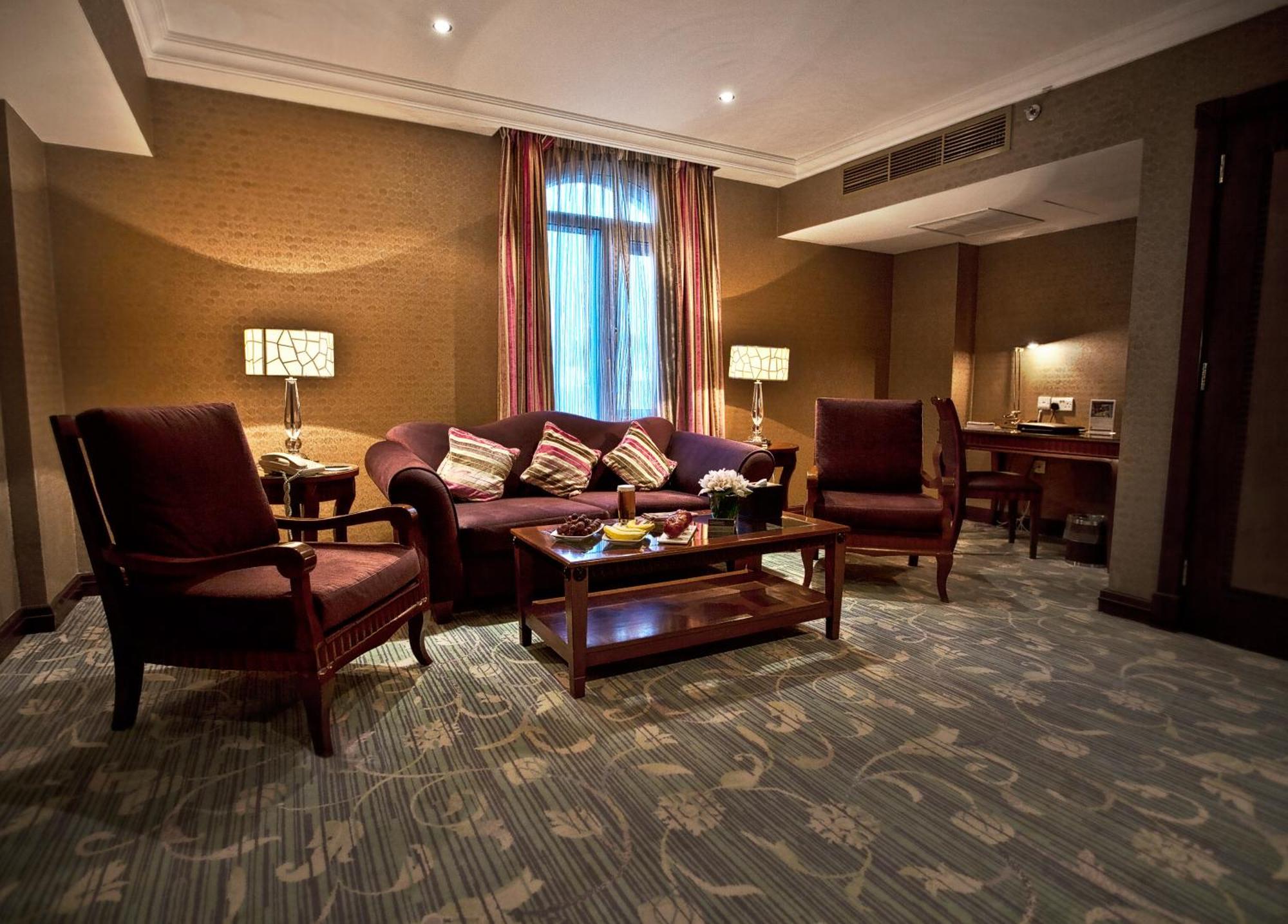 Grand Regency Doha, Trademark Collection By Wyndham Hotel